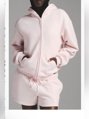 Nwt medium SKIMS cotton fleece blend classic zip up hoodie “barely pink “